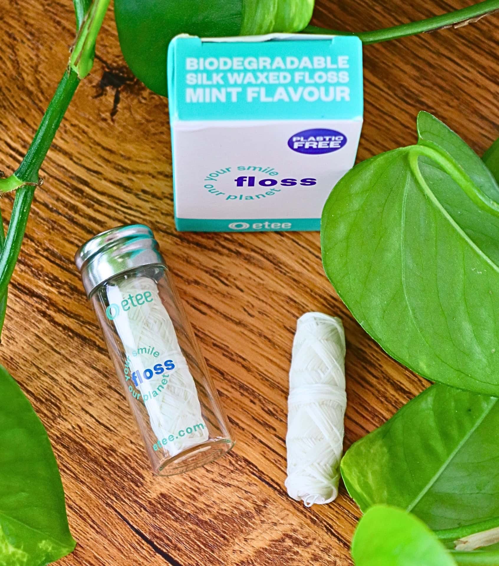 Image by Sustainable Jungle (etee) (eco-friendly-floss) (2)