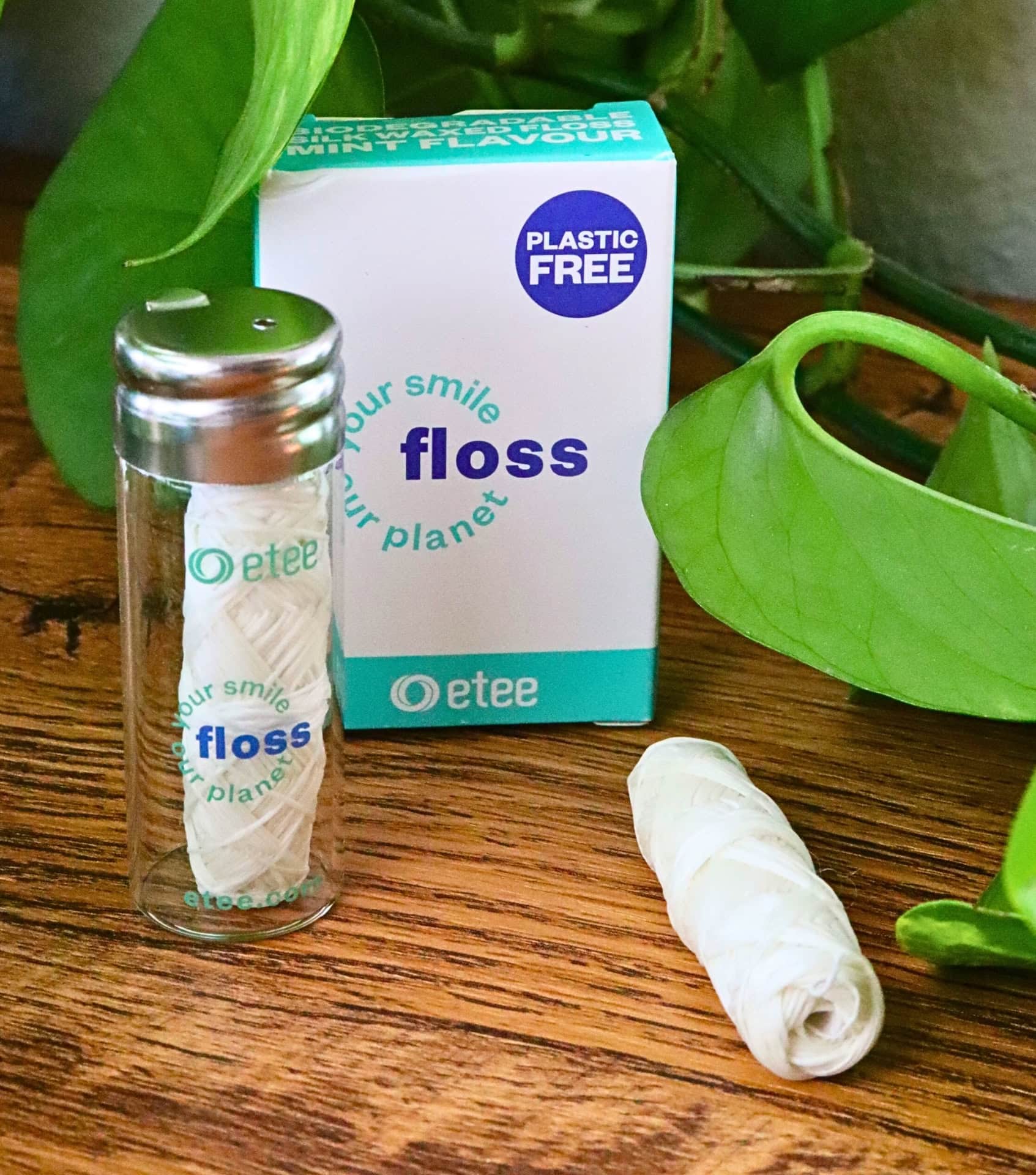 Image by Sustainable Jungle (etee) (eco-friendly-floss)