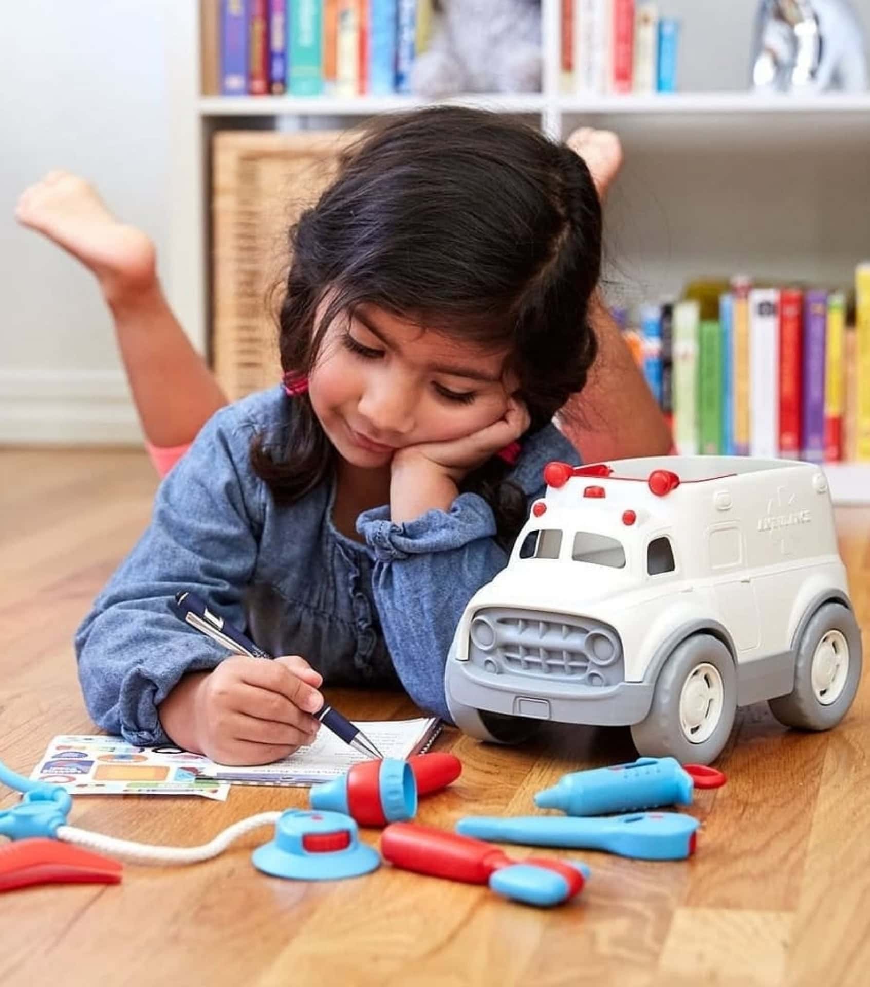 Image by Toy Library Subscription (sustainable-toys)