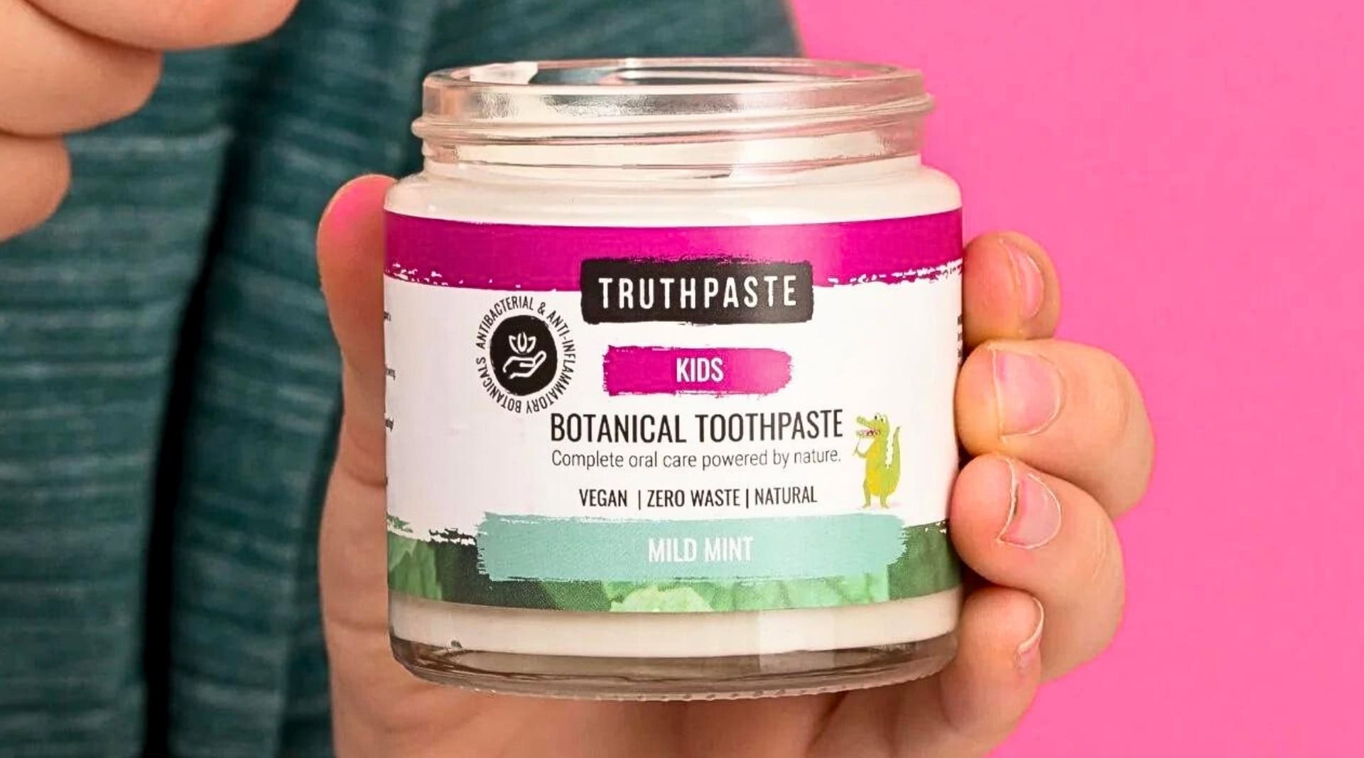 Image by Truthpaste (palm-oil-free-toothpaste)