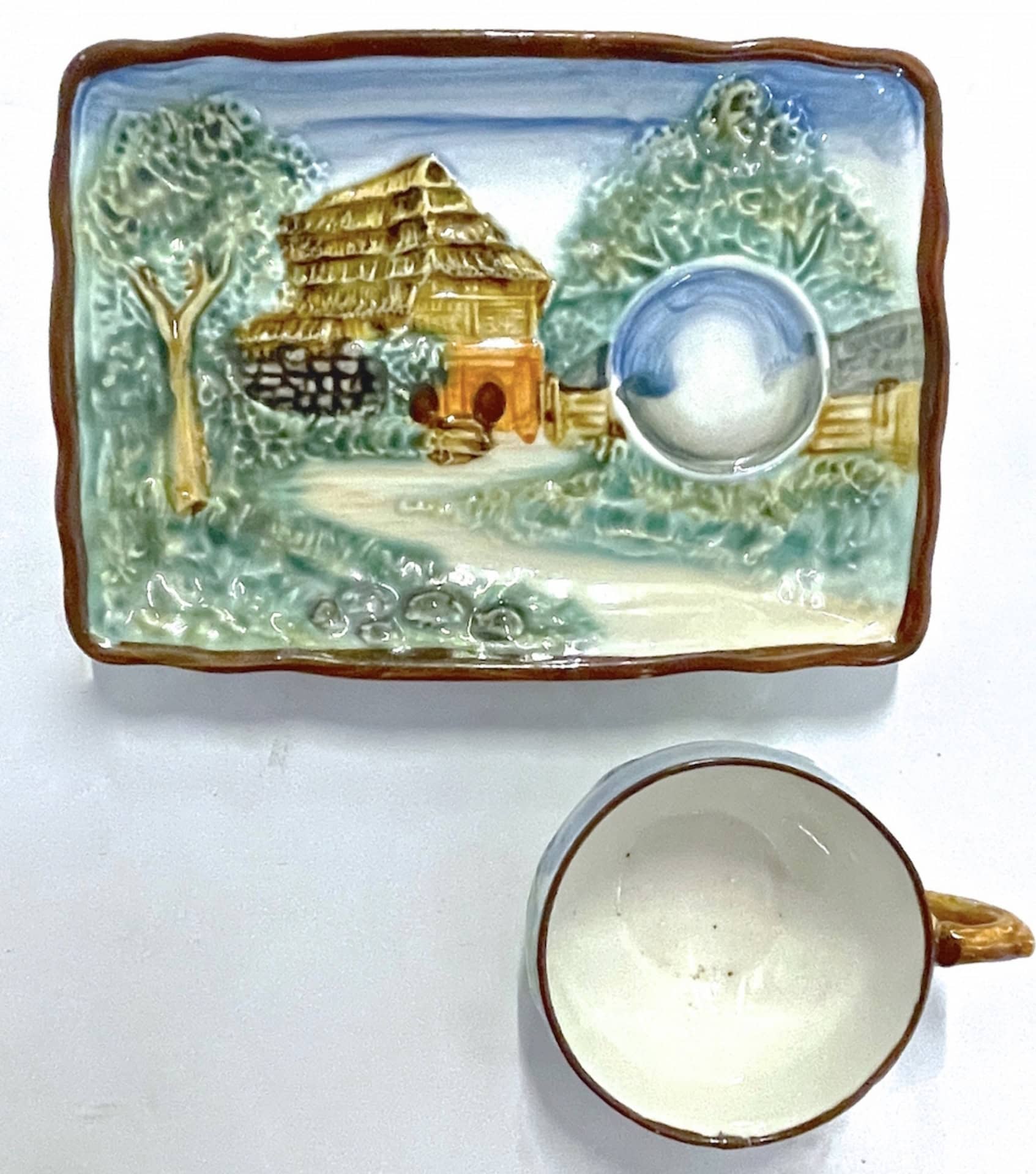 Image by Vermilion Designs (vintage-home-decor)
