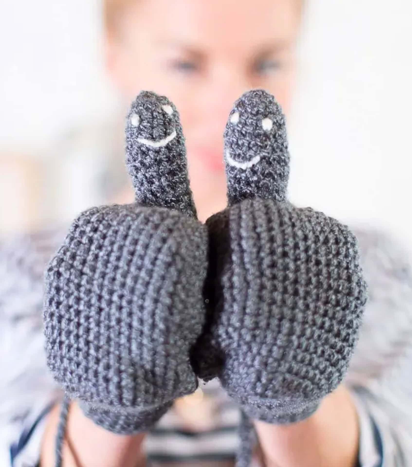 Image by eka (vegan-gloves)