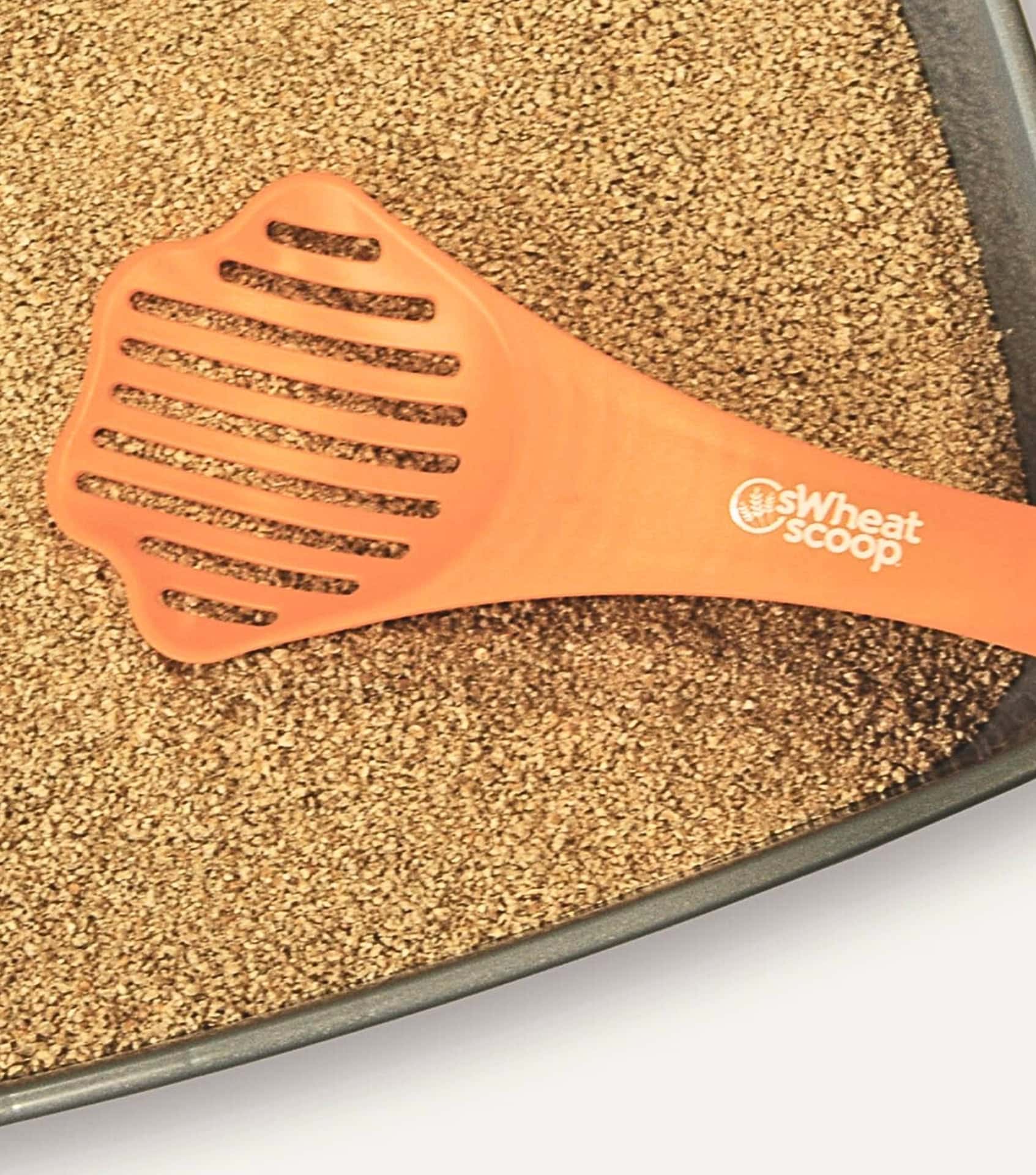 Image by sWheat Scoop (eco-friendly-cat-litter)