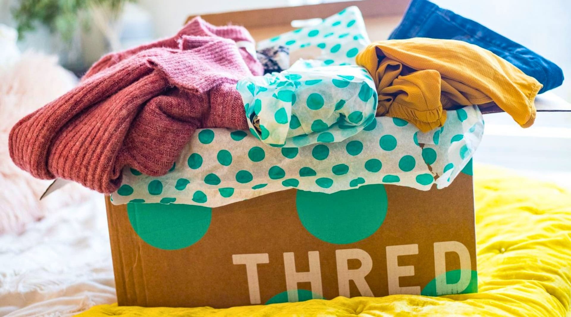 Image by thredUP (sell-clothes-online)
