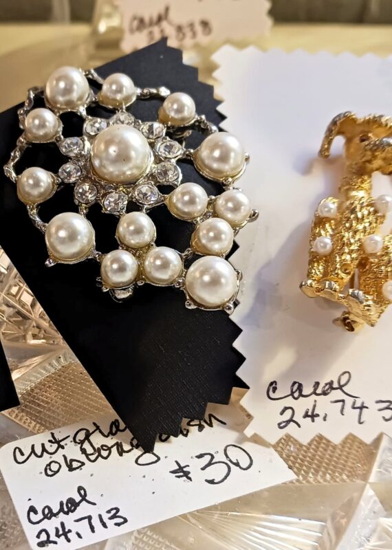 Image by Antique Co-op (thrift-stores-albuquerque)