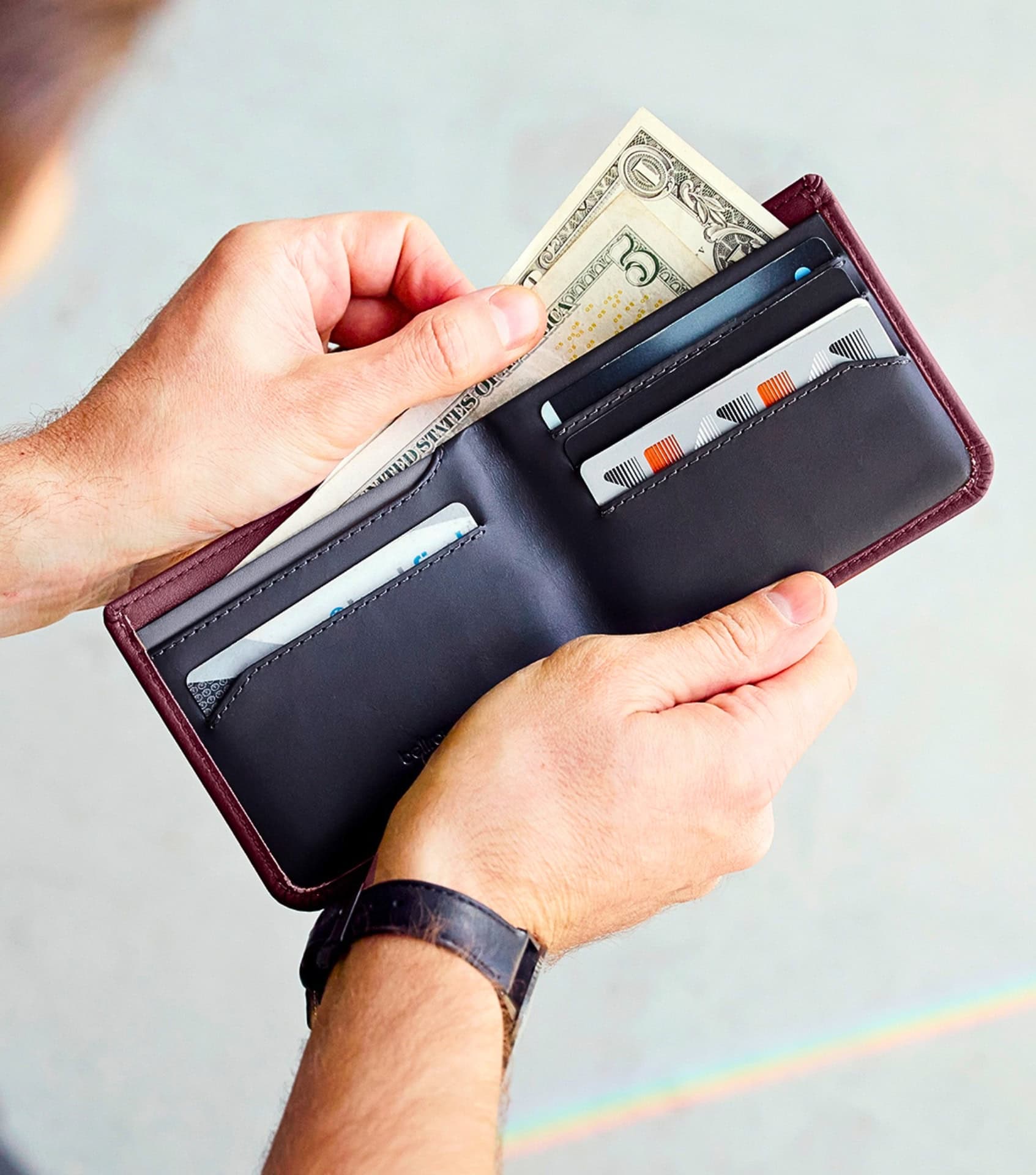 Image by Bellroy (minimalist-gifts-for-him)