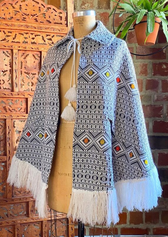 Image by May’s Place (thrift-stores-st-louis)