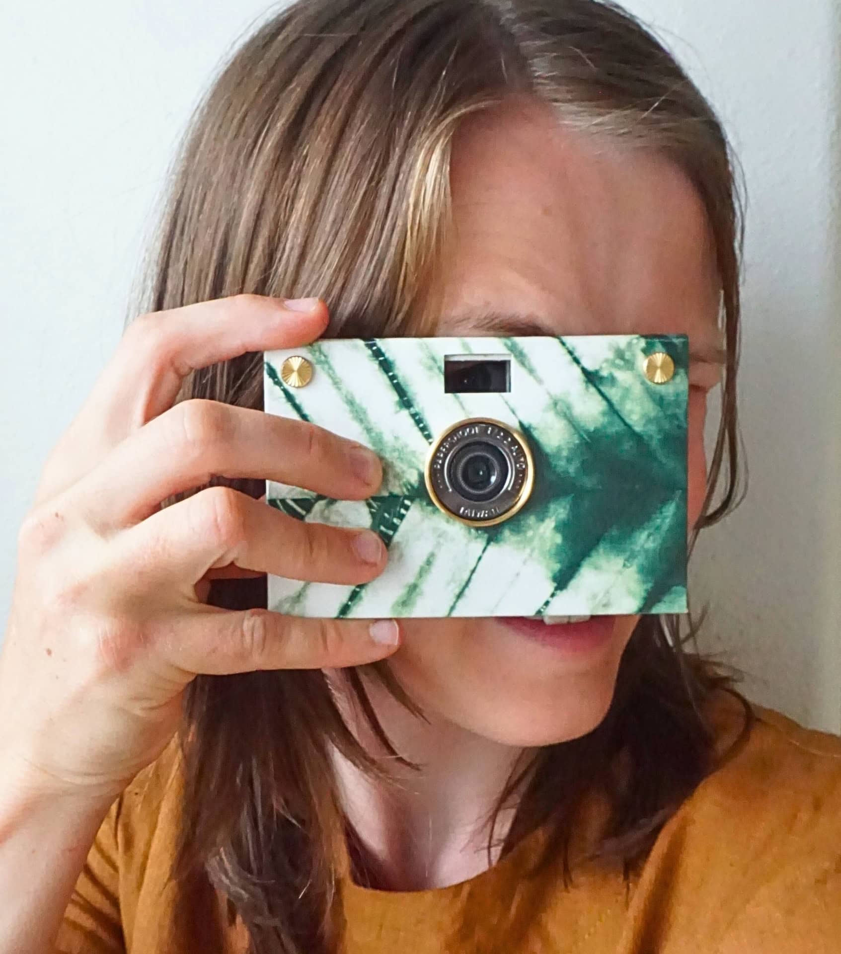 Image by Papershoot (sustainable-stocking-stuffers)