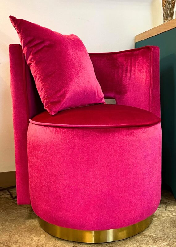 Image by The Green Goose Consignment Gallery (thrift-stores-st-louis)